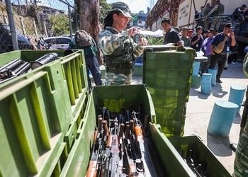 ¿Por qué Venezuela entró armas a empleados públicos?