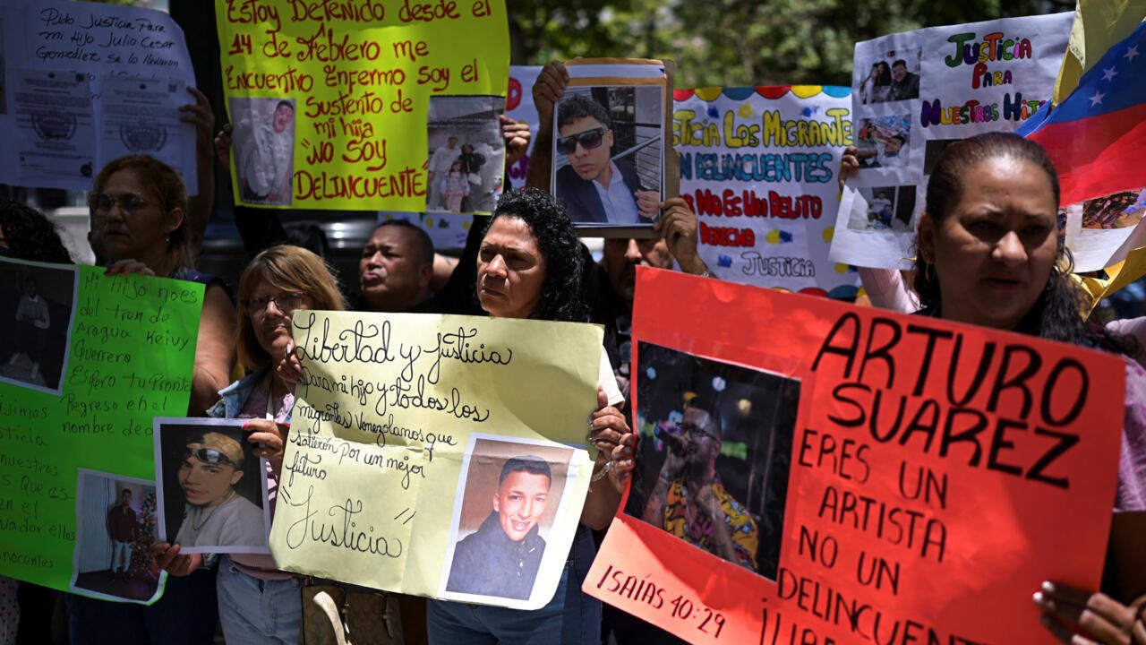 Venezuela presenta recurso al Supremo salvadoreño para la liberación de deportados desde EE. UU.