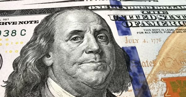 Precio del dólar hoy: a cuánto cotiza el oficial en los bancos de la City este domingo 30 de marzo