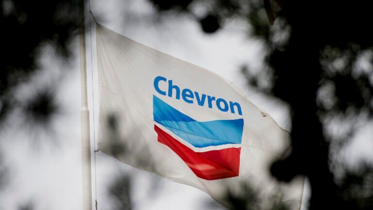 AIE: Chevron adquiere el 80 % del petróleo que Guyana vende a EEUU