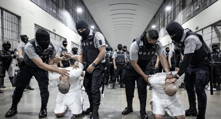 Venezuela califica de “crimen de lesa humanidad” deportación de migrantes de Estados Unidos a cárcel de El Salvador | Tren de Aragua | Donald Trump | Cecot | Nayib Bukele | Nicolás Maduro | MUNDO