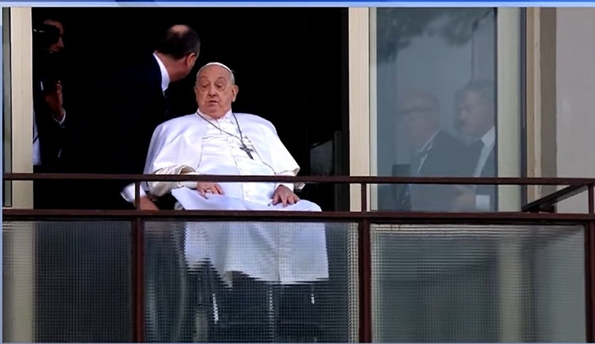 El papa Francisco recibe el alta tras 37 días en el Hospital Gemelli