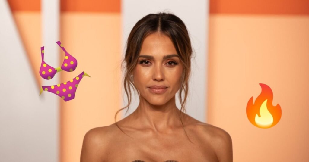 Jessica Alba presume su diminuta cintura en bikini Jessica Alba presume su diminuta cintura en bikini