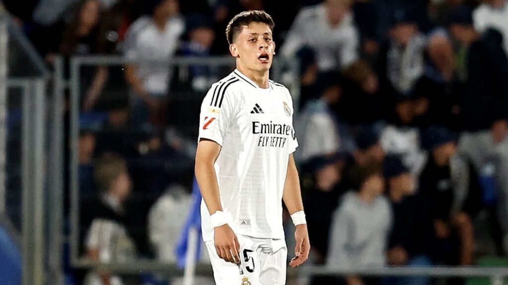 Güler estudia para Kroos – AS.com Güler estudia para Kroos – AS.com