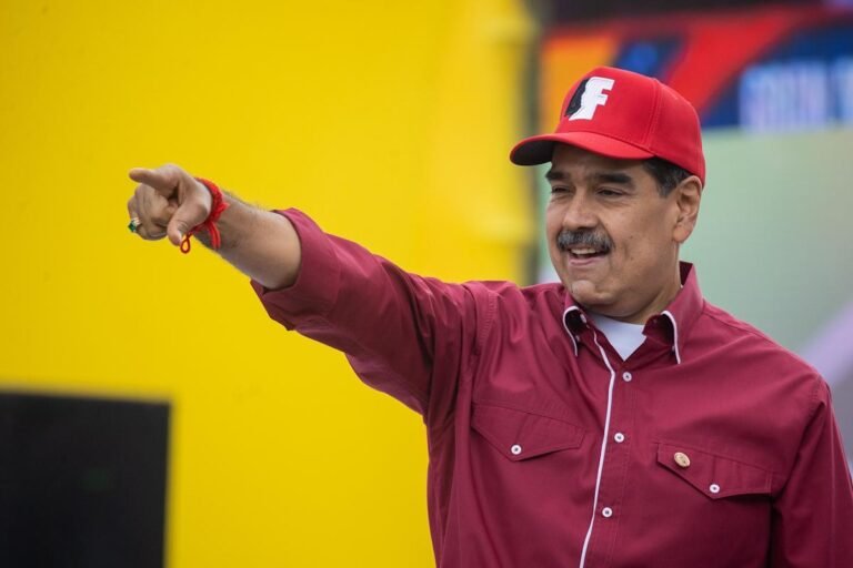 Maduro dice que el papa Francisco defendió al pueblo venezolano de “la agresión” de EE.UU.