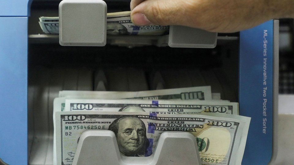 Dólar blue, dólar hoy: a cuánto cotizan el martes 29 de abril de 2025 | La cotización del dólar para la compra y para la venta Dólar blue, dólar hoy: a cuánto cotizan el martes 29 de abril de 2025 | La cotización del dólar para la compra y para la venta