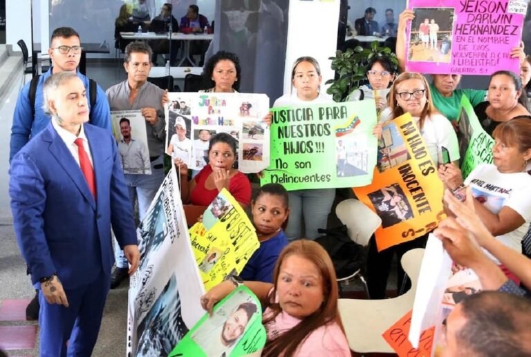 Fiscal general de Venezuela denuncia delitos de lesa humanidad: “Ninguno de los migrantes deportados a El Salvador tiene alerta roja de Interpol” | Internacional | Noticias