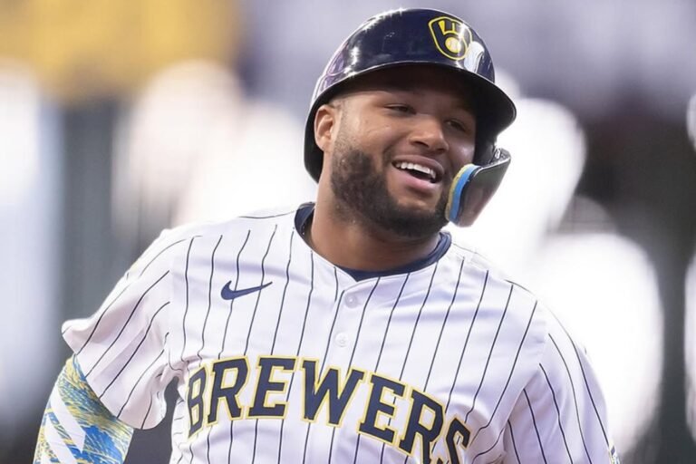 Jackson Chourio activa la regadera y empata el liderato de dobles en la Liga Nacional