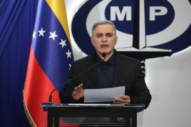 Maduro se lanza contra Bukele por los venezolanos encarcelados en El Salvador