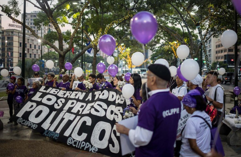 Comité denuncia suspensión de visitas en El Rodeo I tras jornadas de oración – Correo del Caroní Comité denuncia suspensión de visitas en El Rodeo I tras jornadas de oración – Correo del Caroní