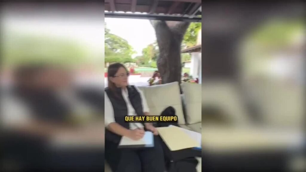 Maduro evalúa aranceles de EE.UU. y afirma que Venezuela superará cualquier “perturbación” Maduro evalúa aranceles de EE.UU. y afirma que Venezuela superará cualquier “perturbación”