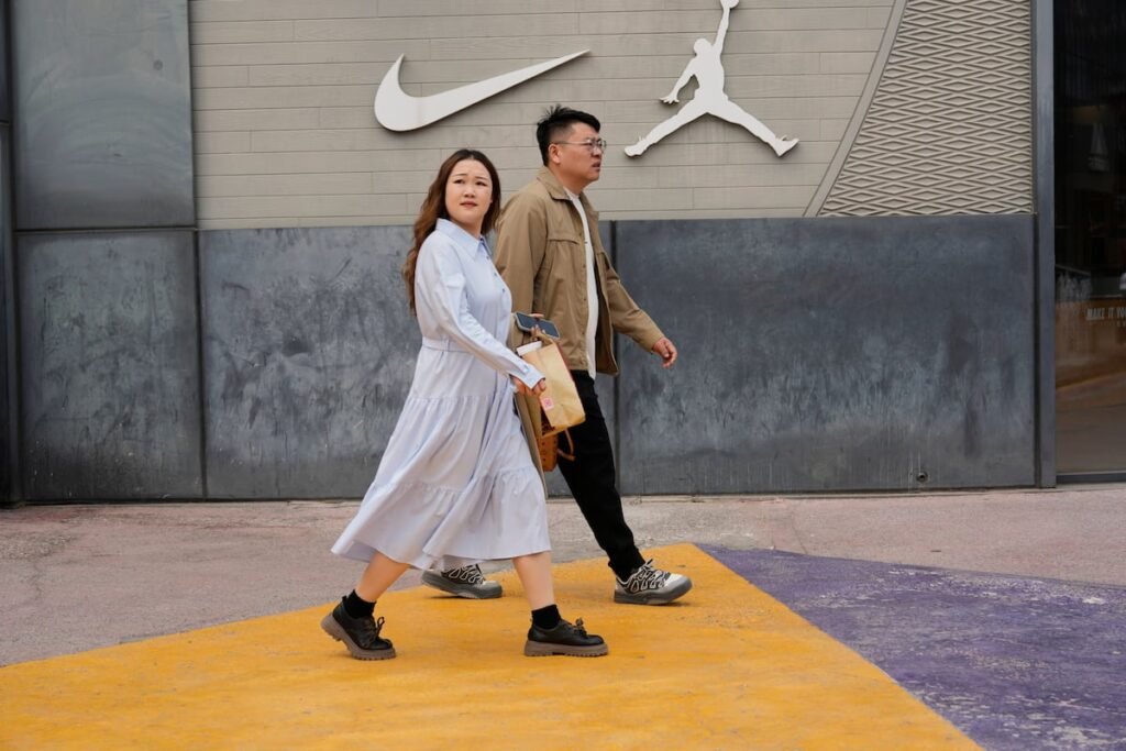 China activa los aranceles del 84% a Estados Unidos en respuesta a los gravámenes de Trump | Internacional China activa los aranceles del 84% a Estados Unidos en respuesta a los gravámenes de Trump | Internacional