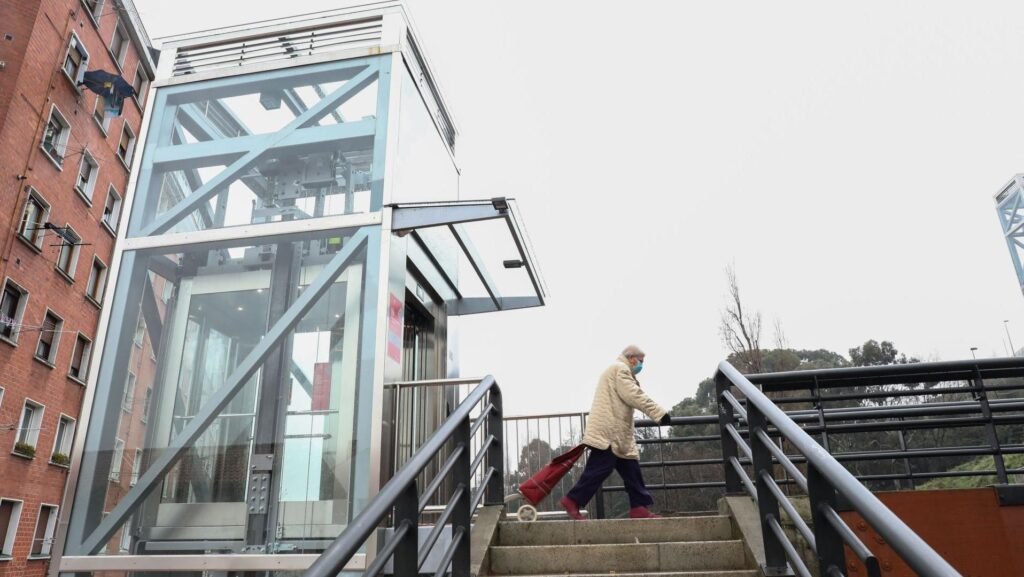 Cuatro nuevos ascensores en Bilbao para salvar las cuestas en Bolueta y Zurbaranbarri Cuatro nuevos ascensores en Bilbao para salvar las cuestas en Bolueta y Zurbaranbarri