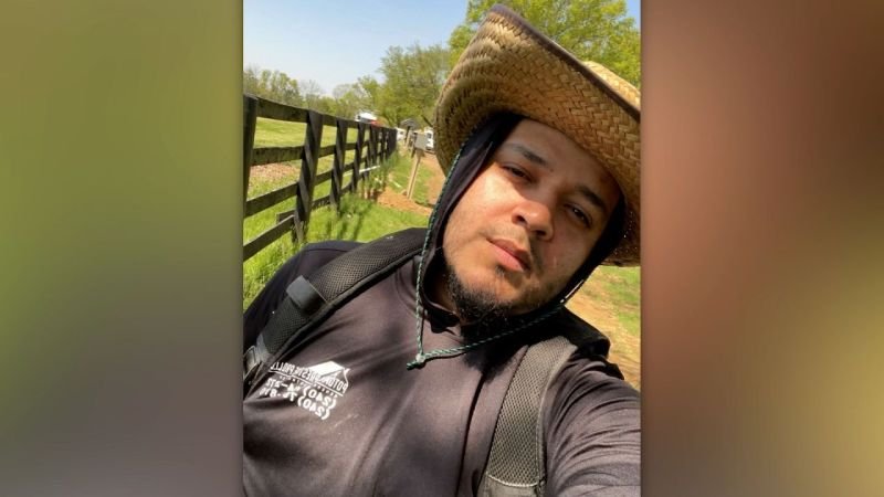 El Gobierno de Trump intenta bloquear la orden judicial que le ordenó regresar al hombre que fue deportado por error El Gobierno de Trump intenta bloquear la orden judicial que le ordenó regresar al hombre que fue deportado por error