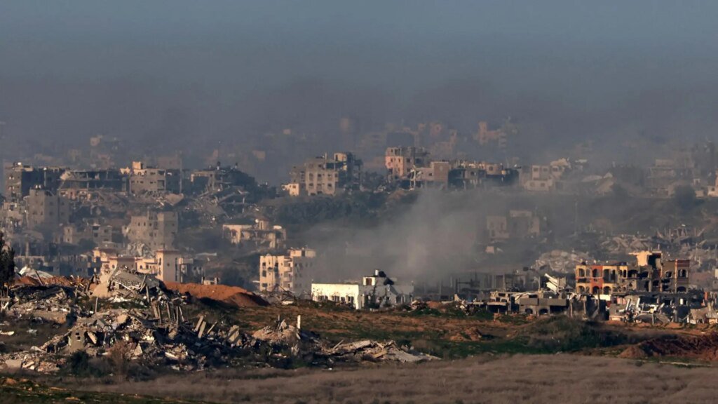 Israel continúa sus ataques y bombardea un hospital y un vehículo en Gaza dejando al menos siete muertos Israel continúa sus ataques y bombardea un hospital y un vehículo en Gaza dejando al menos siete muertos