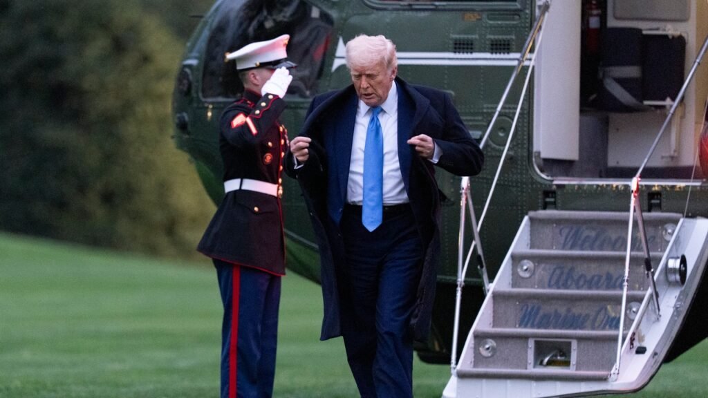 Trump defiende su “medicina” arancelaria pese al batacazo de los mercados y la amenaza de recesión Trump defiende su “medicina” arancelaria pese al batacazo de los mercados y la amenaza de recesión
