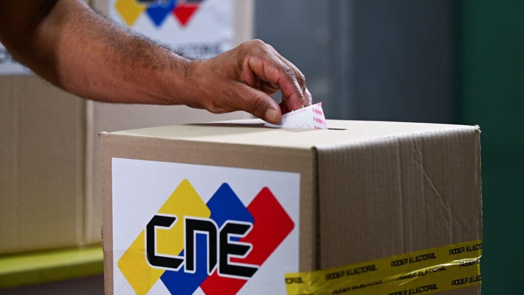 Machado dice que el 85% no votó en las elecciones regionales Machado dice que el 85% no votó en las elecciones regionales