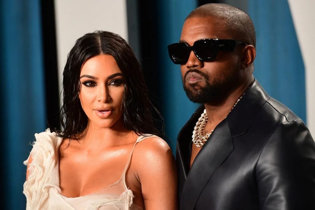 Kanye West desata su furia en directo, tras estallar por el acuerdo de custodia con Kim Kardashian Kanye West desata su furia en directo, tras estallar por el acuerdo de custodia con Kim Kardashian