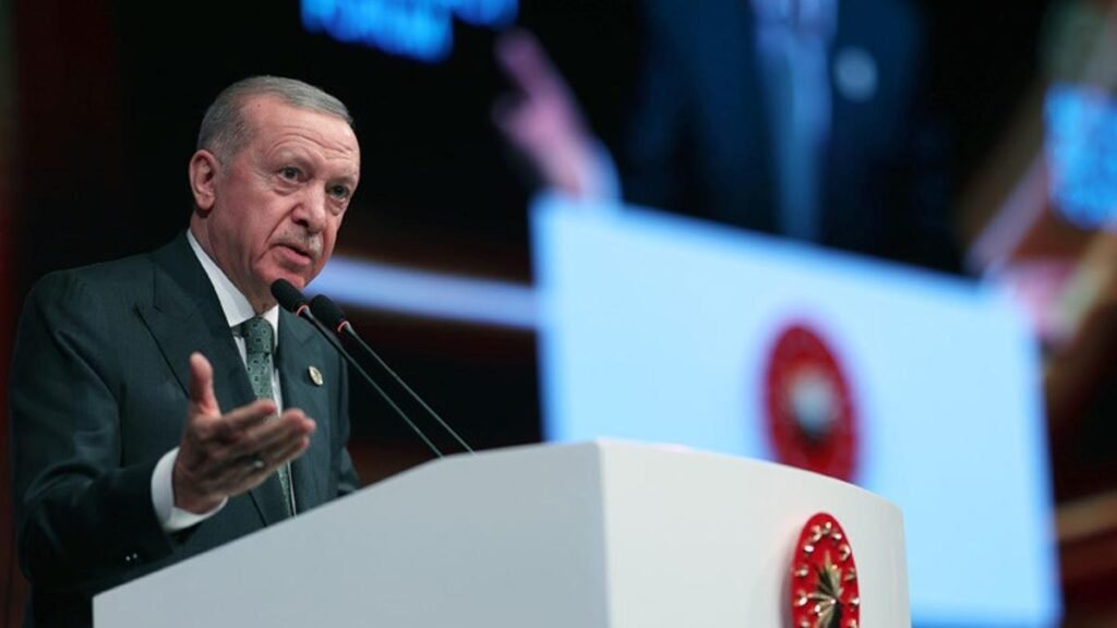 Erdogan dice a Putin que Turquía está lista para albergar negociaciones de paz Erdogan dice a Putin que Turquía está lista para albergar negociaciones de paz