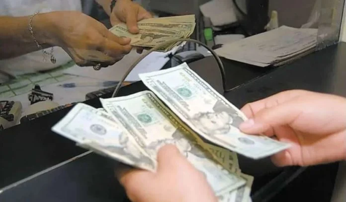 Dólar BCV subió a Bs 96,53 el día que detuvieron al presunto creador de página Monito Dólar