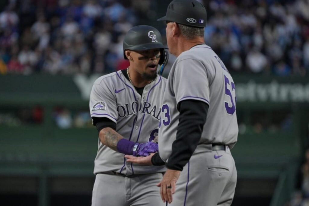 Orlando Arcia dice no a los Yanquis para firmar con los Rockies Orlando Arcia dice no a los Yanquis para firmar con los Rockies