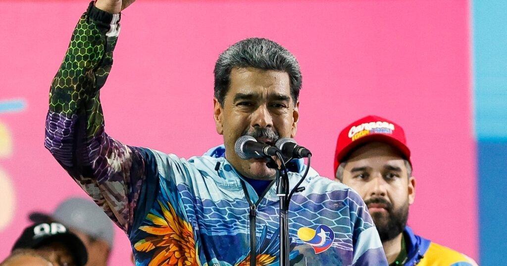 El lapsus de Nicolás Maduro en pleno cierre de campaña de cara a la farsa electoral del 25M: “El chavismo es minoría” El lapsus de Nicolás Maduro en pleno cierre de campaña de cara a la farsa electoral del 25M: “El chavismo es minoría”