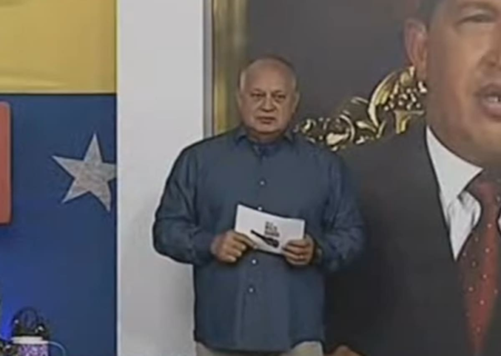 Diosdado Cabello dijo que Corina Machado negoció con el gobierno para sacar a los refugiados y a su madre de Venezuela Diosdado Cabello dijo que Corina Machado negoció con el gobierno para sacar a los refugiados y a su madre de Venezuela