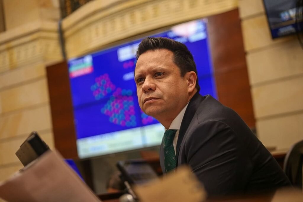 Diego González defendió transparencia en votación de la consulta