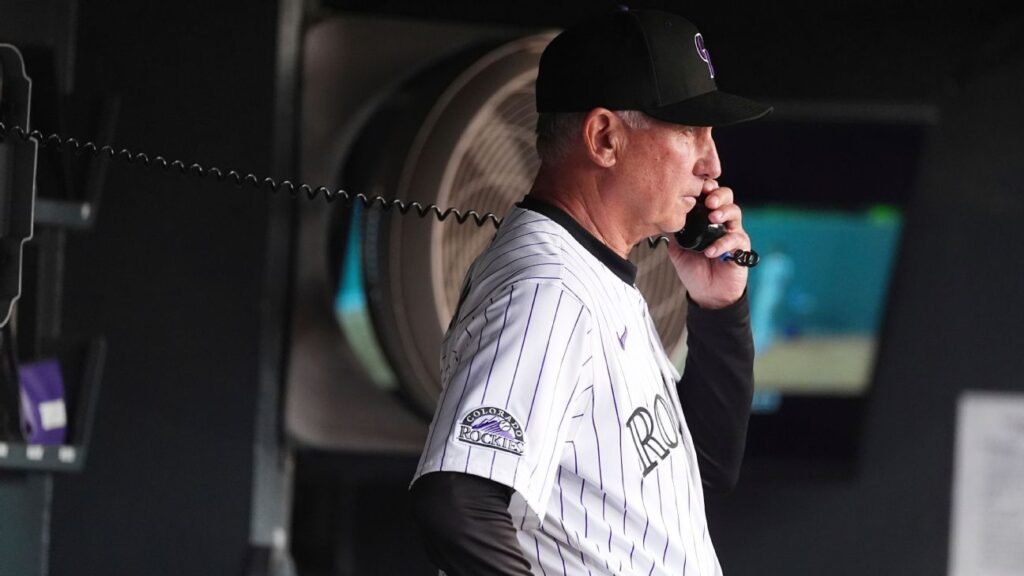 GM de Rockies respalda a Bud Black antes de caer 21-0 ante Padres GM de Rockies respalda a Bud Black antes de caer 21-0 ante Padres