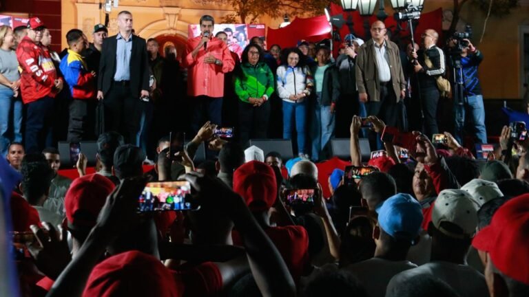 Maduro celebró un aplastante triunfo en medio de abstención masiva y denuncias
