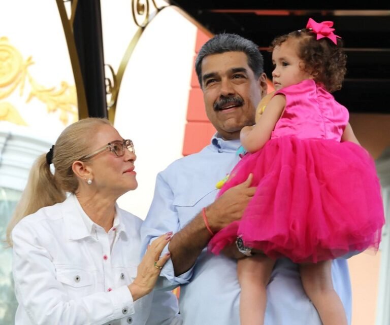 Presidente Maduro celebra regreso de Maikelys y promete repatriar a venezolanos detenidos