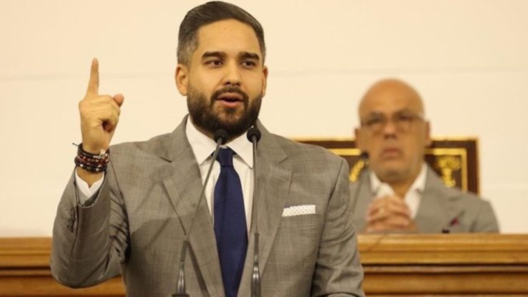Maduro Guerra llevará a la AN propuesta de código para proteger a la familia