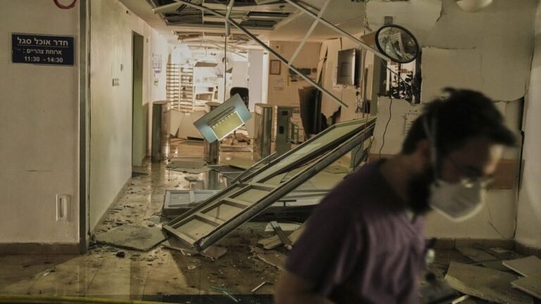 Euroverify: ¿Qué sabemos sobre el ataque iraní al hospital Soroka en Israel?