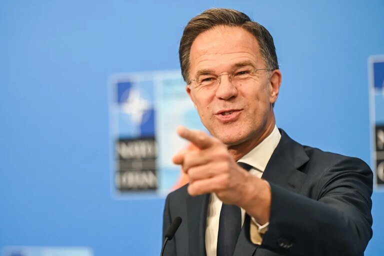 Rutte: "Los países tienen que encontrar el dinero" para elevar el gasto militar, "no hay alternativa"