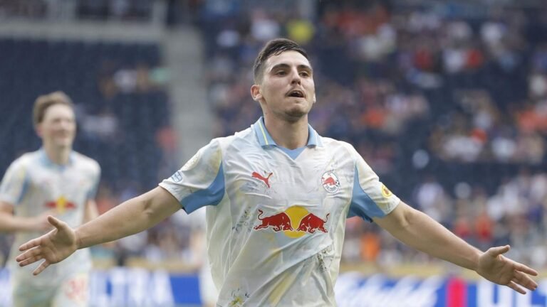 El RB Salzburgo atormenta al Pachuca y al Real Madrid mismo tiempo