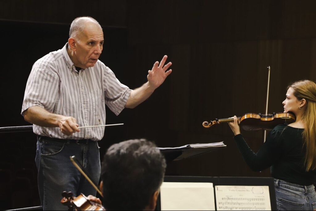 Profundo pesar en la Corporación Cultural UdeC por el fallecimiento del maestro Rodolfo Saglimbeni Profundo pesar en la Corporación Cultural UdeC por el fallecimiento del maestro Rodolfo Saglimbeni