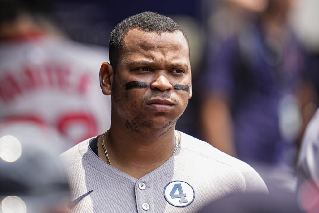 Informes: Los Medias Rojas envían a la estrella Rafael Devers a los Gigantes en un éxito de taquilla Informes: Los Medias Rojas envían a la estrella Rafael Devers a los Gigantes en un éxito de taquilla
