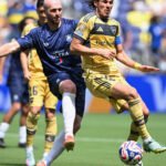 Mundial de Clubes: el autor del gol ante Boca también es maestro | Christian Gray, zaguero del Auckland City