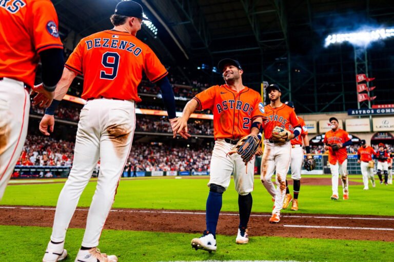 José Altuve entre los 200 líderes de extrabases