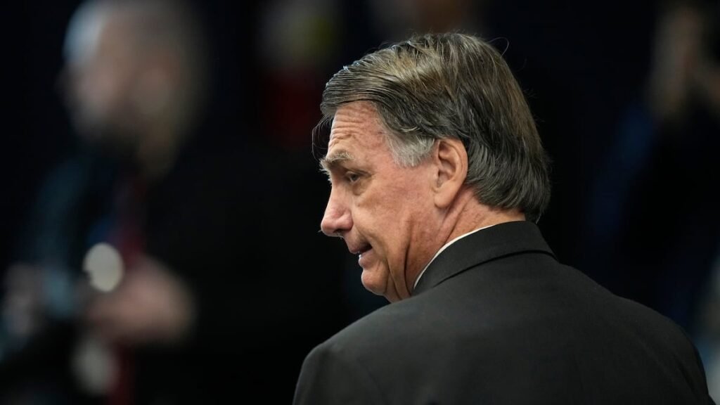 El expresidente Bolsonaro convierte en un mitin el juicio por liderar un intento de golpe contra Lula El expresidente Bolsonaro convierte en un mitin el juicio por liderar un intento de golpe contra Lula