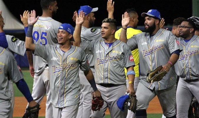 Águilas del Zulia y Navegantes del Magallanes pactan megacambio que involucra a 12 peloteros < El Informador Venezuela Águilas del Zulia y Navegantes del Magallanes pactan megacambio que involucra a 12 peloteros < El Informador Venezuela
