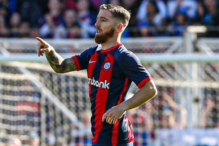 Iker Muniain inicia su carrera como DT