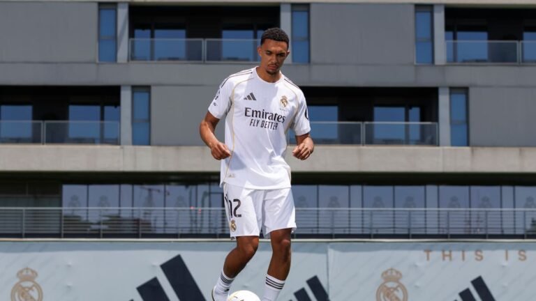 Un ‘playmaker’ de pie privilegiado llamado a hacer historia en la Premier: así es Alexander-Arnold, el último fichaje del Real Madrid | Fútbol