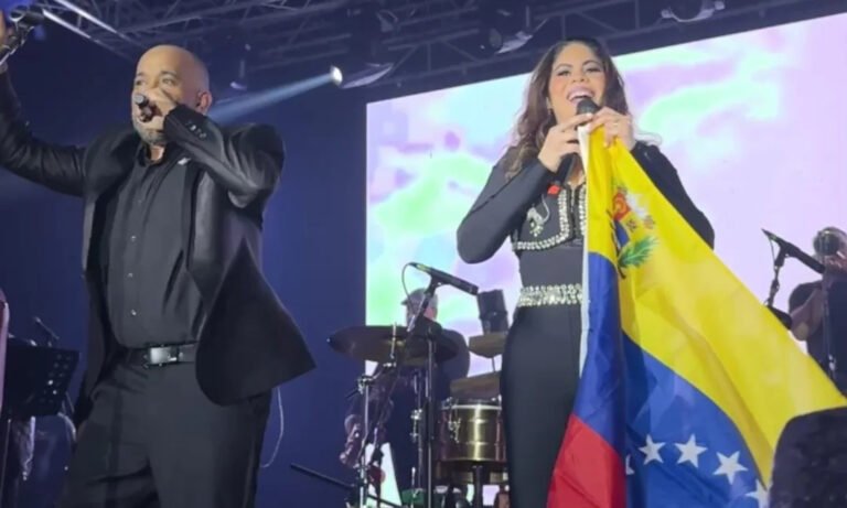 Zulinka Pérez honra a su padre junto al público de Valencia y Caracas