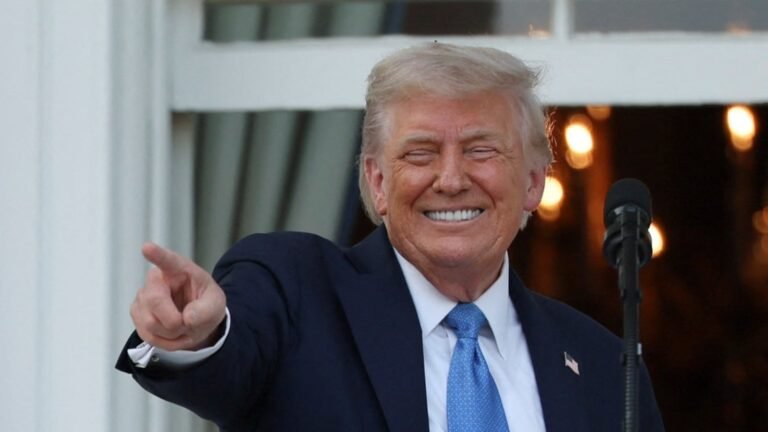 Trump prohíbe la entrada a Estados Unidos a ciudadanos de 12 países: ¿qué pasa con España?