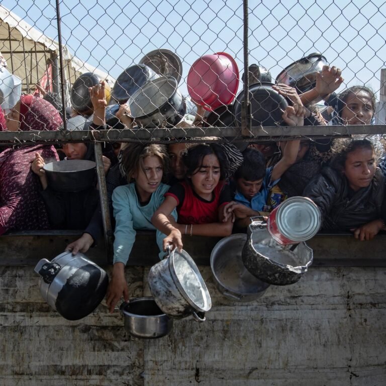 Hamás e Israel negocian un alto el fuego mientras la guerra cobra la vida de miles de niños en Gaza | El PAÍS Exprés