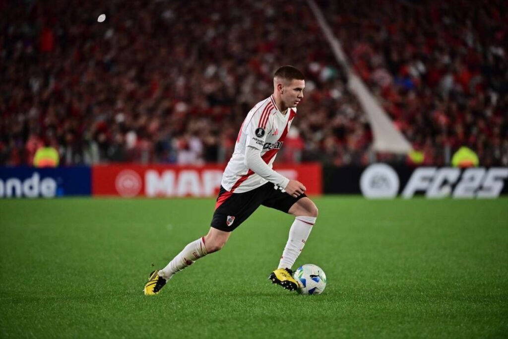 Franco Mastantuono, nuevo fichaje del Real Madrid Franco Mastantuono, nuevo fichaje del Real Madrid