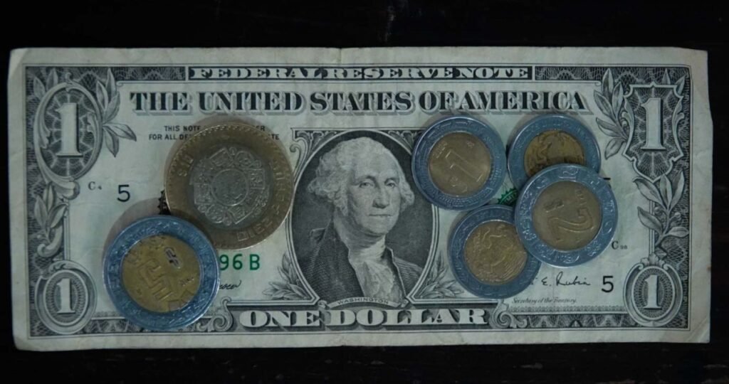 El peso resiste nuevo golpe arancelario de Trump El peso resiste nuevo golpe arancelario de Trump