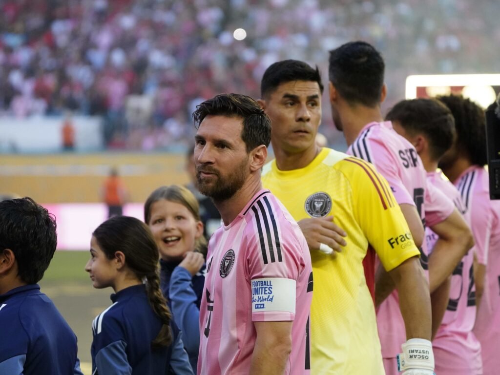 El Mundial de Clubes empezó con Óscar Ustari como héroe inesperado del Inter Miami de Lionel Messi, que casi le gana al final a Al Ahly El Mundial de Clubes empezó con Óscar Ustari como héroe inesperado del Inter Miami de Lionel Messi, que casi le gana al final a Al Ahly