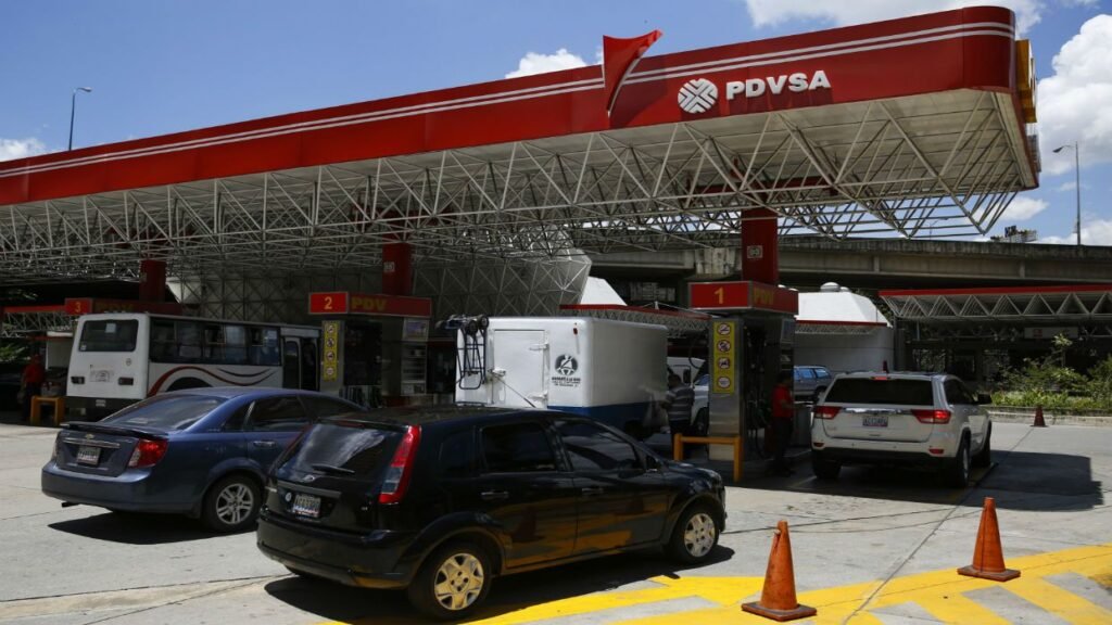 Denuncian campaña especulativa sobre precio de combustible en Venezuela Denuncian campaña especulativa sobre precio de combustible en Venezuela